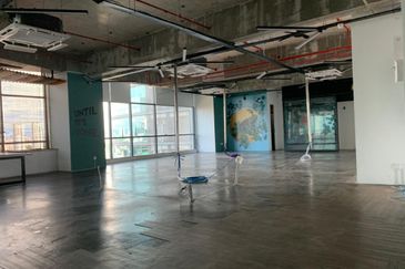 The Vertical Business Suites - Multiple Unit for Sales