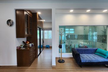 2 Stories Bungalow, Jalan Jugra, Jln Klang Lama Exclusively For Sale