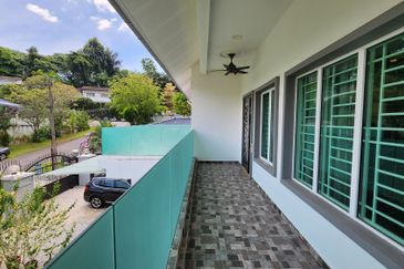 2 Stories Bungalow, Jalan Jugra, Jln Klang Lama Exclusively For Sale
