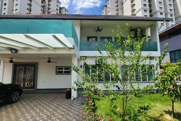 2 Stories Bungalow, Jalan Jugra, Jln Klang Lama Exclusively For Sale