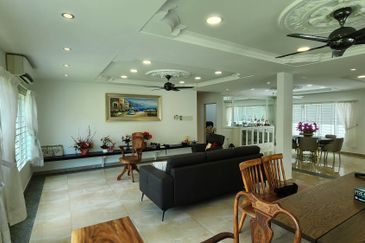 2 Stories Bungalow, Jalan Jugra, Jln Klang Lama Exclusively For Sale