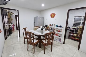 2 Stories Bungalow, Jalan Jugra, Jln Klang Lama Exclusively For Sale