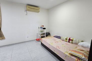 2 Stories Bungalow, Jalan Jugra, Jln Klang Lama Exclusively For Sale