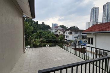 2 Stories Bungalow, Jalan Jugra, Jln Klang Lama Exclusively For Sale