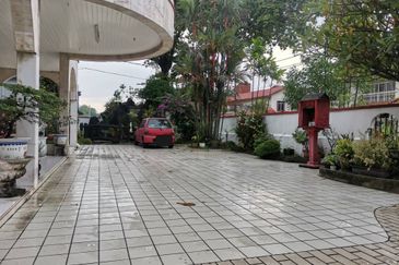 Lorong Hujan 2 