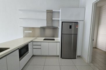 Aurora Tower @ Eco Sky