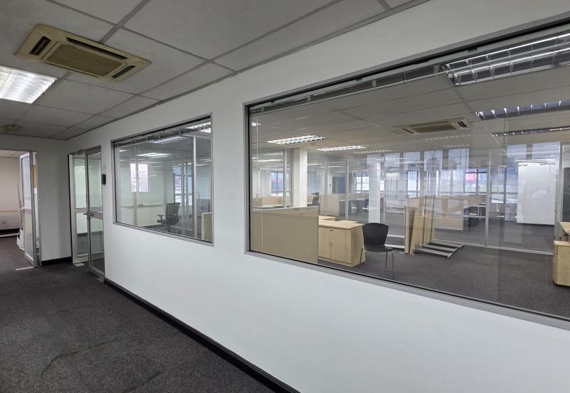 Spacious Fitted Office Rental in Seksyen 51a Selangor, Petaling Jaya,