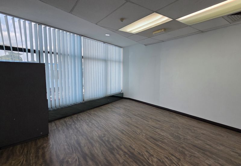 Large Space Whole Floor Partly Fitted Office For Rent in Seksyen 51a