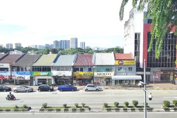 Walk Up Shop Office For Rent in Riverwalk Rivercity Jalan Ipoh 4,400sf