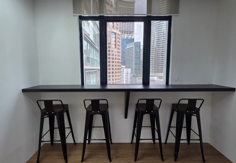 Fully Fitted 1,560 sqft, 14 Workstation UOA Jln Pinang Office For Rent