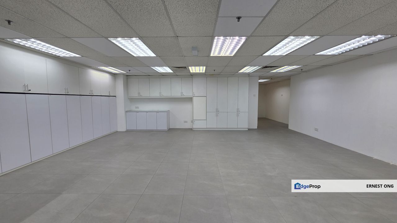 Partly Fitted UOA Jalan Pinang KLCC 1,144 sqft Office For Rent, Kuala Lumpur, KLCC