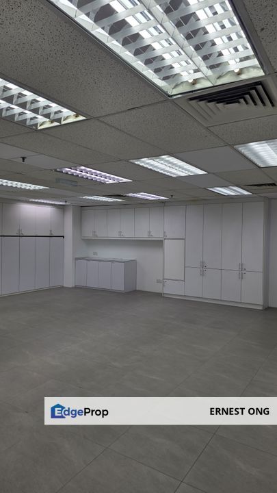 Partly Fitted UOA Jalan Pinang KLCC 1,144 sqft Office For Rent, Kuala Lumpur, KLCC