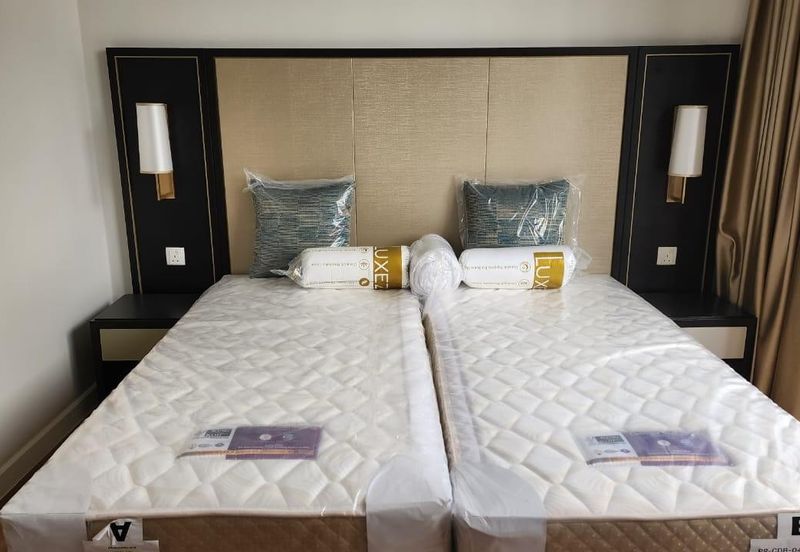 Pavilion Ceylon Hill