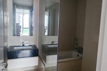 Pavilion Ceylon Hill