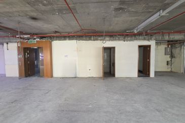 Corner Boulevard Signature Office Mid Valley City Bare Unit For Rent