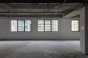 1st Floor Corner Boulevard Signature Office Mid Valley City Bare Unit For Rent