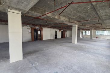 1st Floor Corner Boulevard Signature Office Mid Valley City Bare Unit For Rent