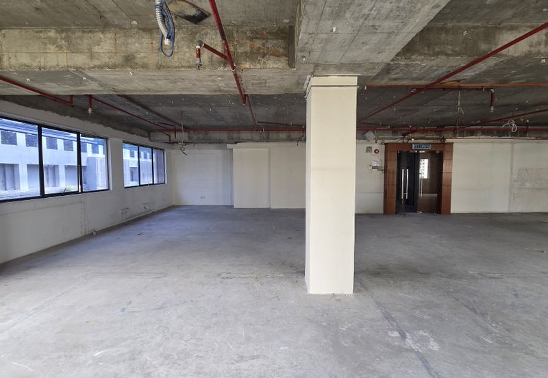 1st Floor Corner Boulevard Signature Office Mid Valley City Bare Unit For Rent