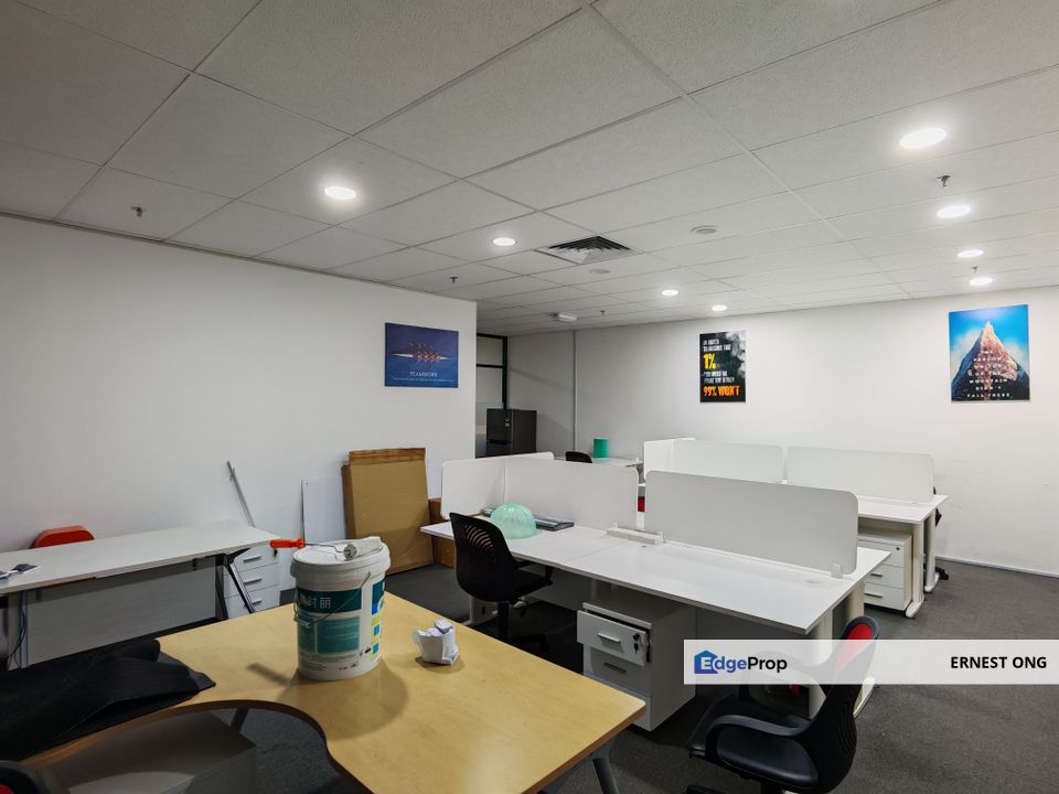 Pavilion Embassy Smallest Fitted Office Unit 1,050 sqft for Rent, Kuala Lumpur, KLCC