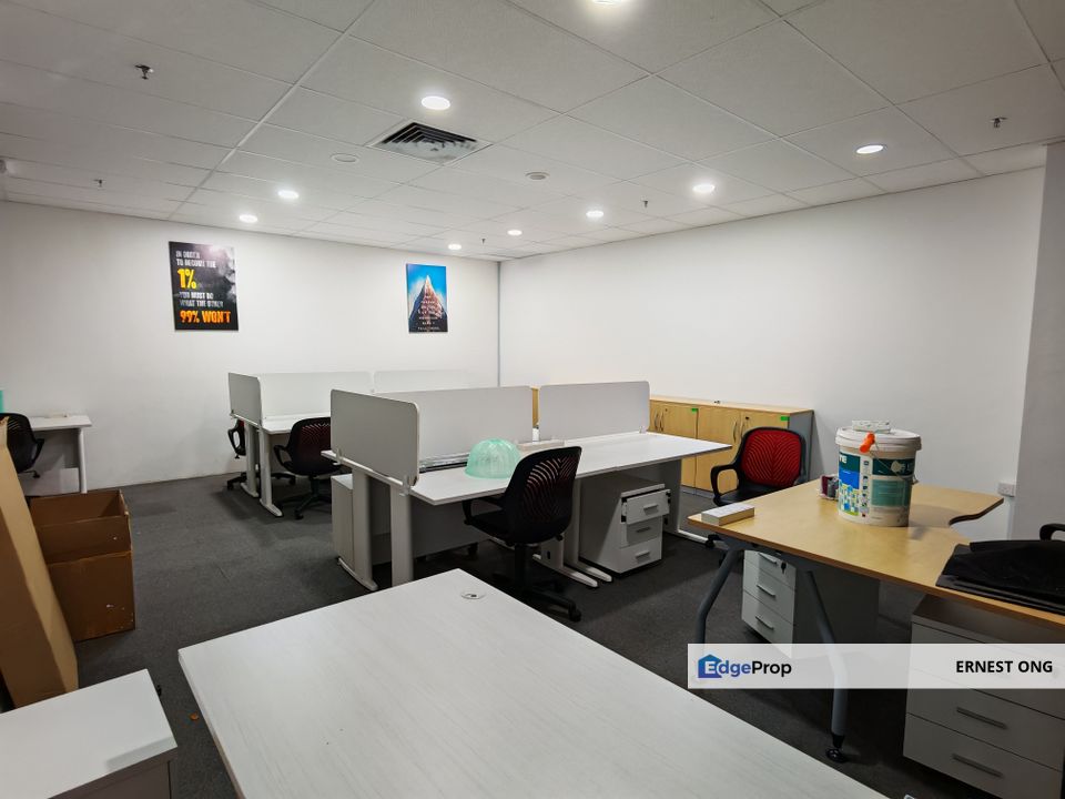 Pavilion Embassy Smallest Fitted Office Unit 1,050 sqft for Rent, Kuala Lumpur, KLCC