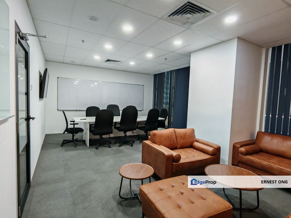 Pavilion Embassy Smallest Fitted Office Unit 1,050 sqft for Rent, Kuala Lumpur, KLCC