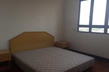 Mutiara Oriental Condominium