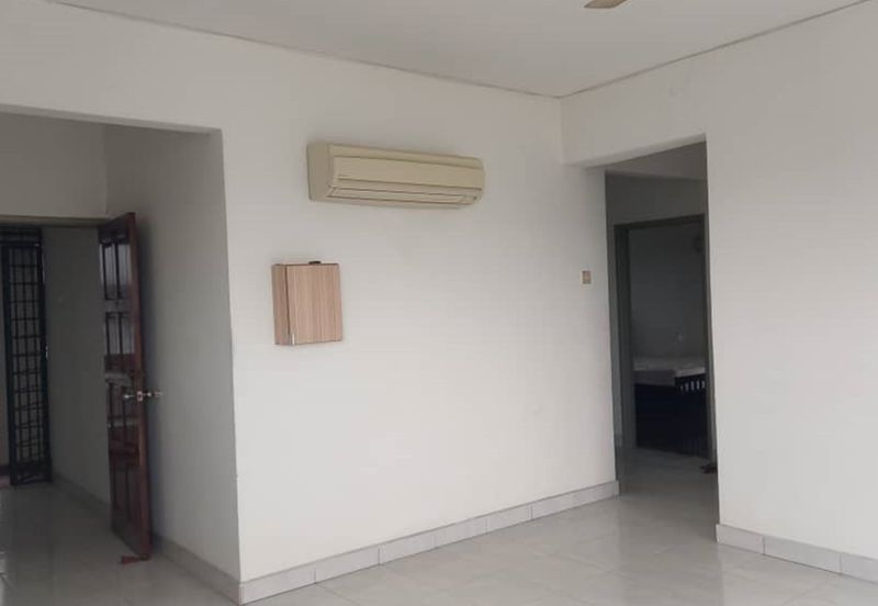 Mutiara Oriental Condominium