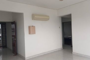 Mutiara Oriental Condominium