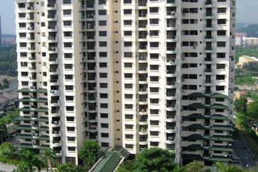 Mutiara Oriental Condominium