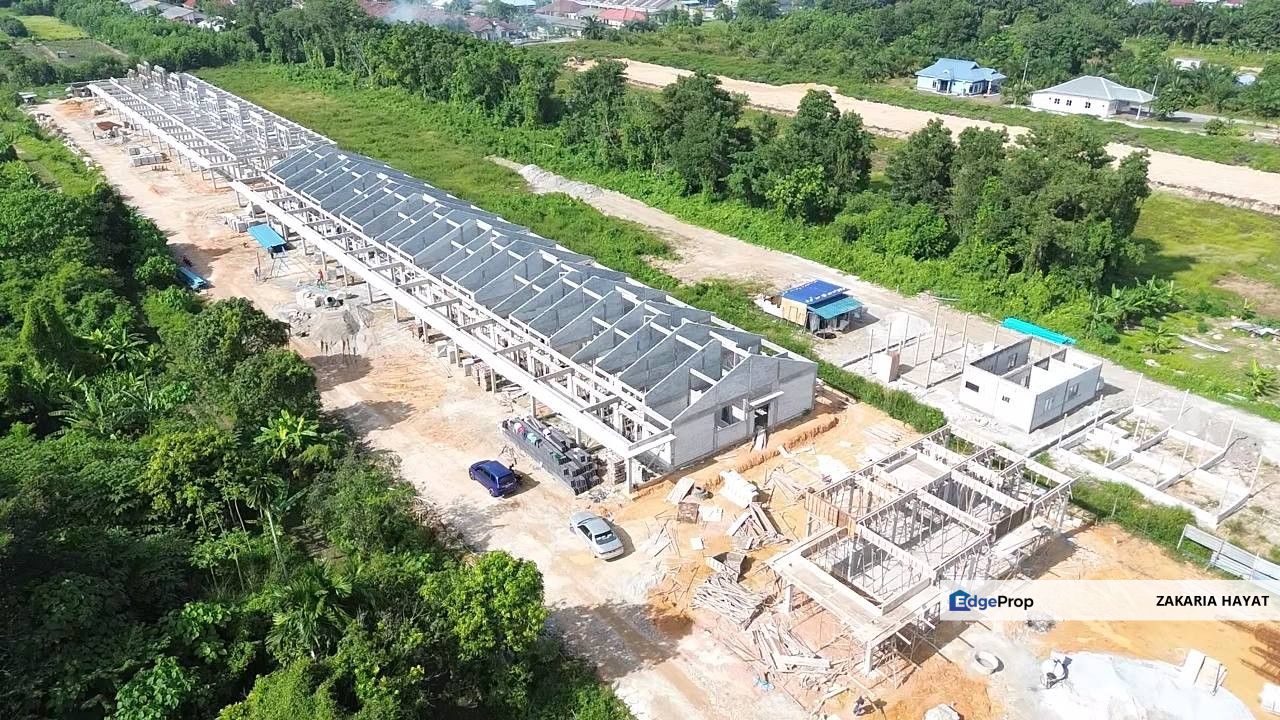 RUMAH TERES 1-TINGKAT JALAN NENAS, MERU KLANG, Selangor, Klang