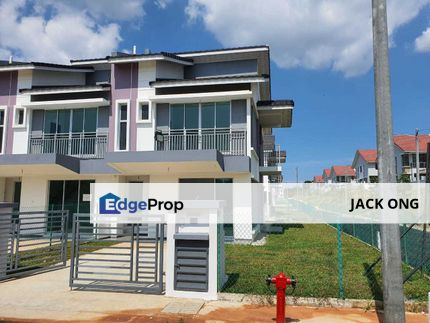 Puteri Soraya Double Sty Corner Terrace Kota Puteri PKNS Selangor, Selangor, Batu Arang