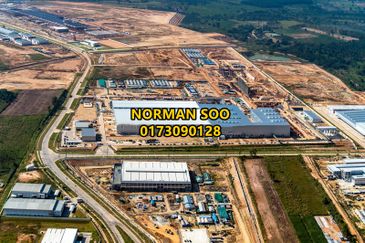 RM 17 mill North Port Warehouse for Sale