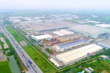 West Port, Pulau Indah