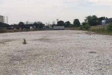 West Port, Pulau Indah