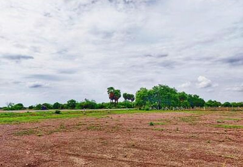 West Port, Pulau Indah