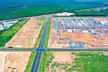 West Port Ready Yard for Rent