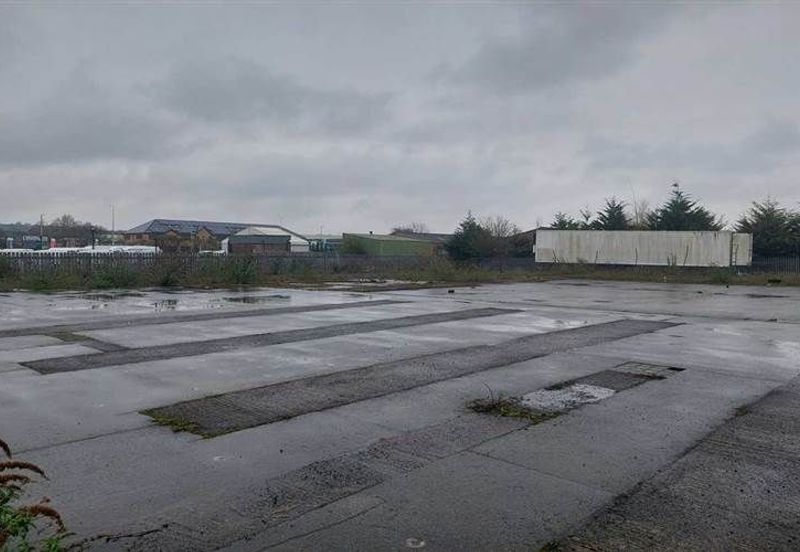 West Port, Pulau Indah