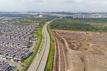 Pulau Indah Industrial Area