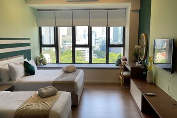 EXSIM | Ceylonz Suites