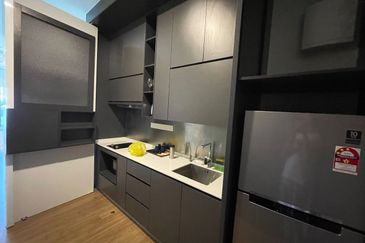 EXSIM | Ceylonz Suites