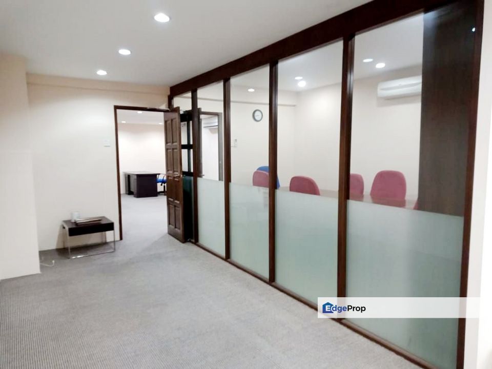 NEGO 5.5% ROI] 3 Sty Shop Presint Alami Seksyen 13, Selangor, Shah Alam