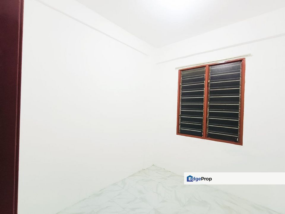 PANGSAPURI SRI AYU BANDAR PUTERA KLANG BERBALOI, Selangor, Klang