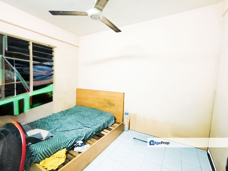 PANGSAPURI SRI AYU BANDAR PUTERA KLANG TINGKAT 1, Selangor, Klang