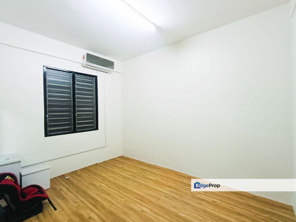 UNIT GROUNDFLOOR PANGSAPURI SRI AYU BANDAR PUTERA KLANG, Selangor, Klang