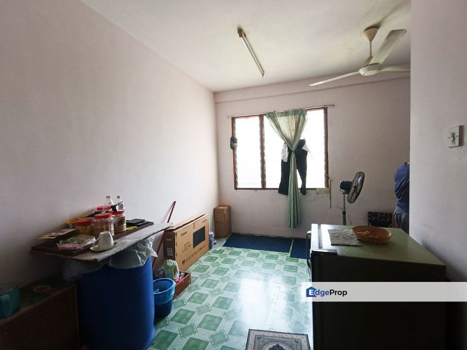 PANGSAPURI SRI AYU BANDAR PUTERA KLANG TINGKAT 2, Selangor, Klang