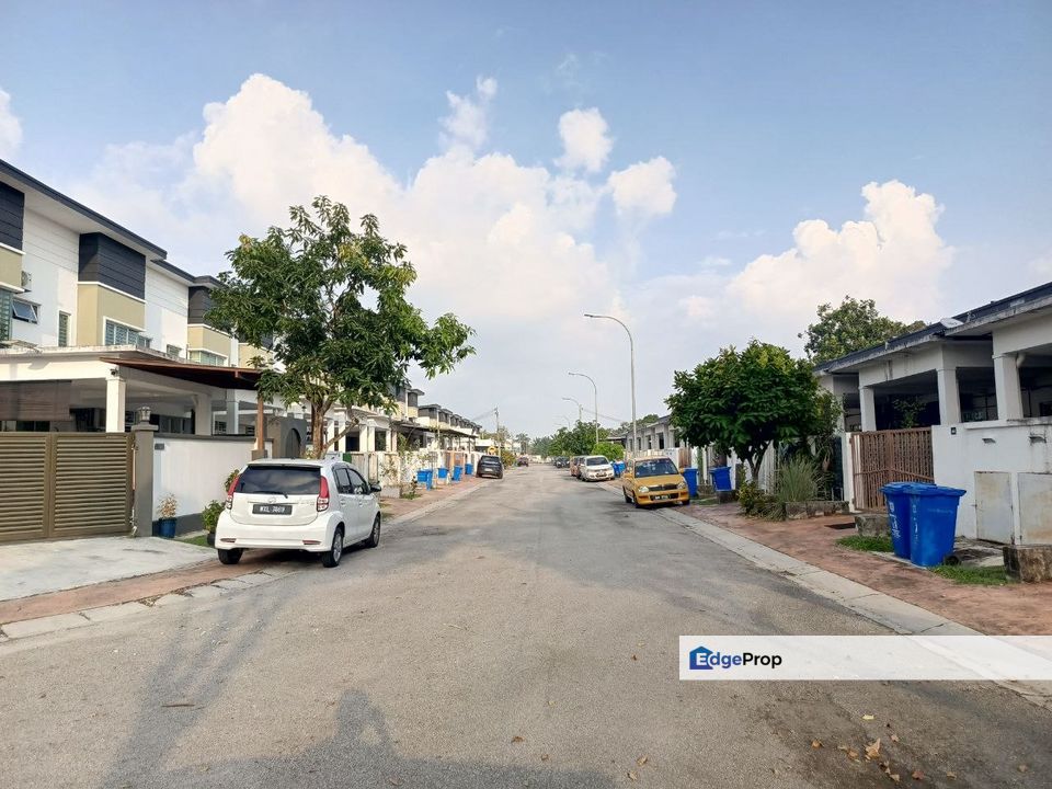 [NEGOTIABLE] TERRACE DOUBLE STOREY TAMAN IMPIAN CAHAYA (RENOVATED), Selangor, Shah Alam