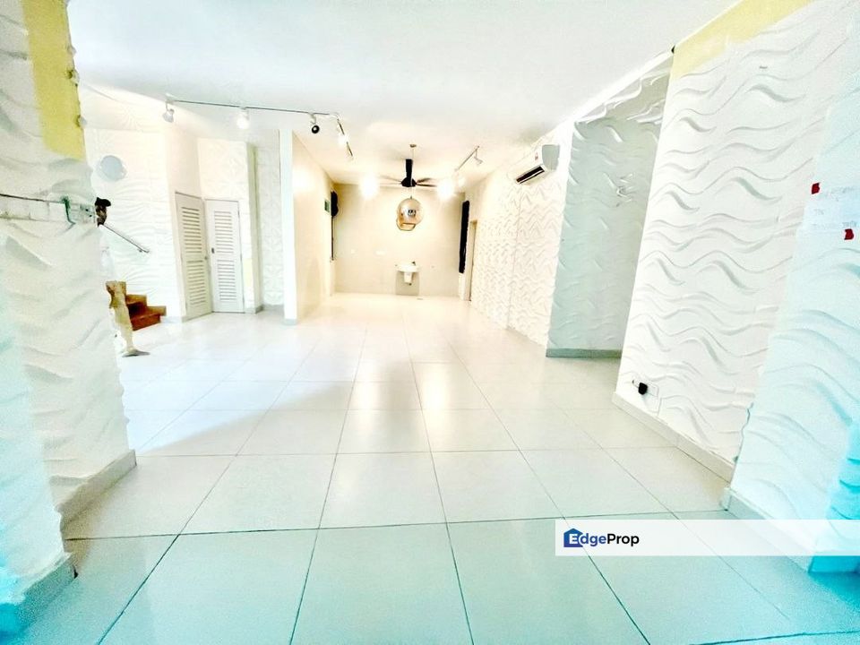 DOUBLE STOREY ALAM IMPIAN CITRINA (RENOVATED), Selangor, Shah Alam