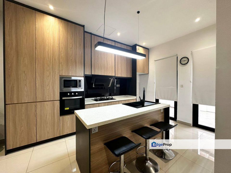 [FURNISHED UNIT] DOUBLE STOREY TERRACE PENTAS 6, ALAM IMPIAN, SHAH ALAM, Selangor, Shah Alam