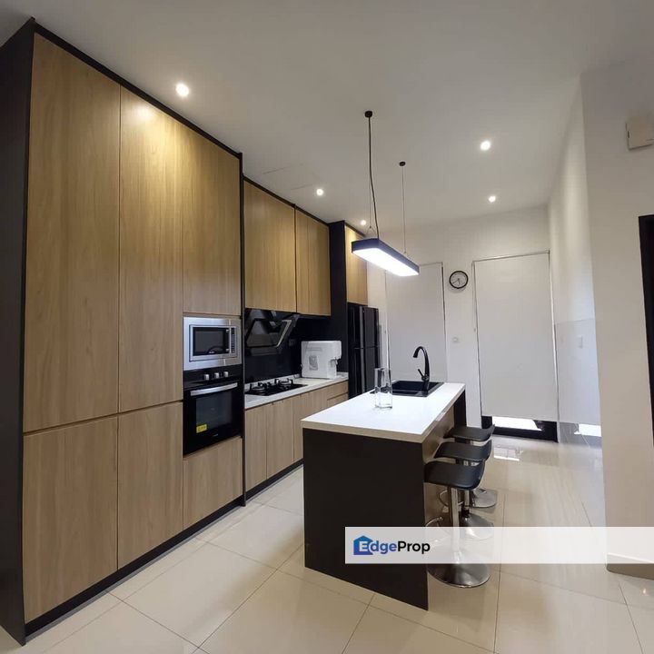 [FURNISHED UNIT] DOUBLE STOREY TERRACE PENTAS 6, ALAM IMPIAN, SHAH ALAM, Selangor, Shah Alam