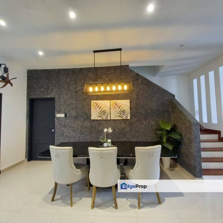 [FURNISHED UNIT] DOUBLE STOREY TERRACE PENTAS 6, ALAM IMPIAN, SHAH ALAM, Selangor, Shah Alam